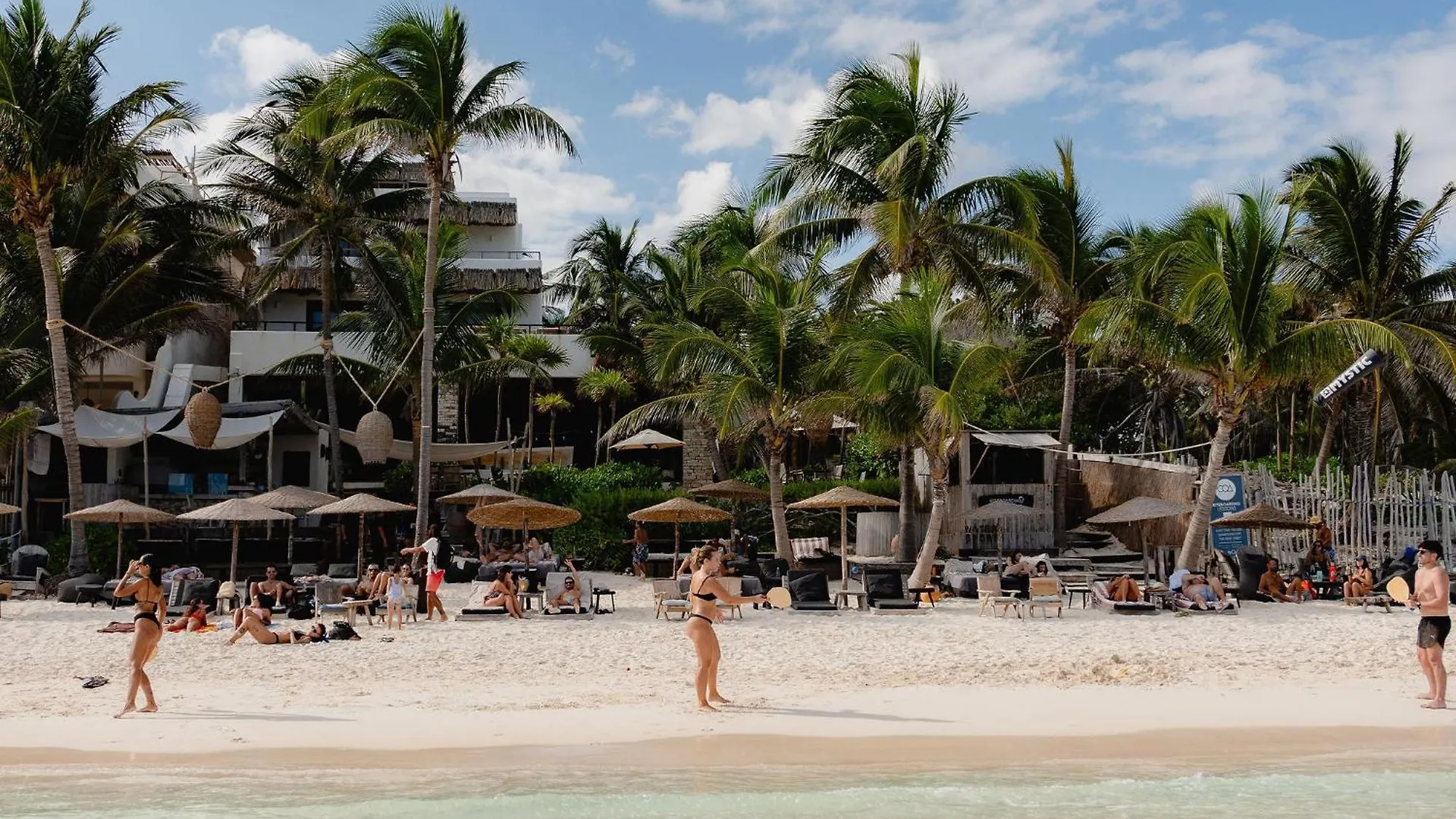 Chiringuito Tulum Hotel 4*,