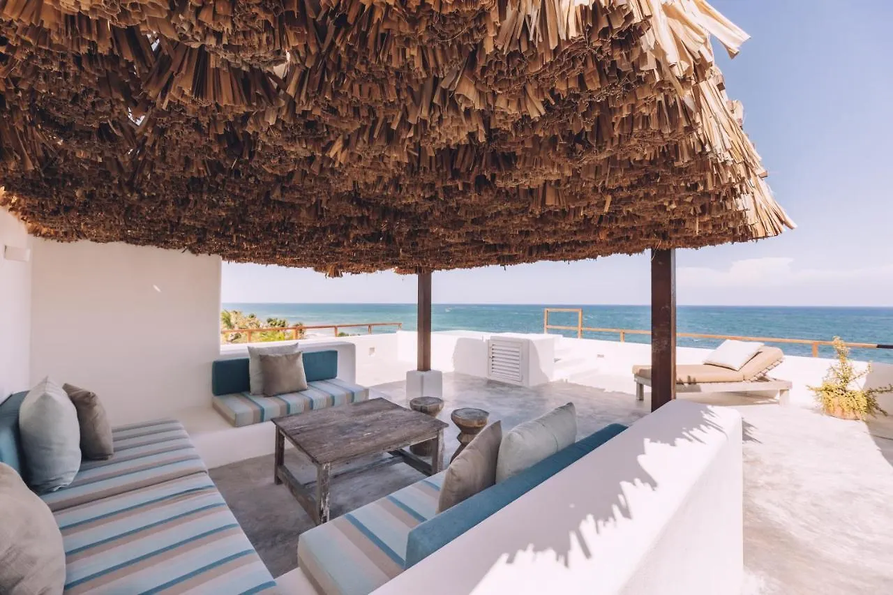 Chiringuito Tulum Hotel 4*,